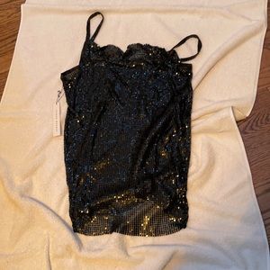 Sequence shirt size medium